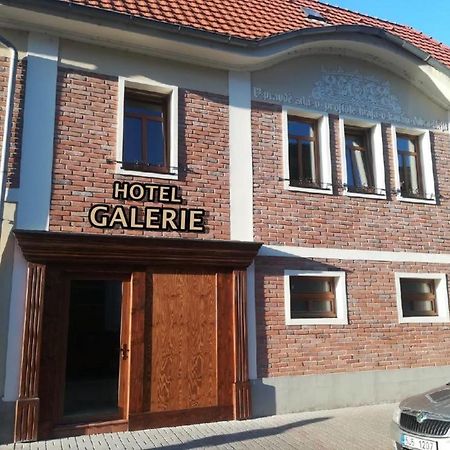 Hotel Galerie Roudnice nad Labem Buitenkant foto