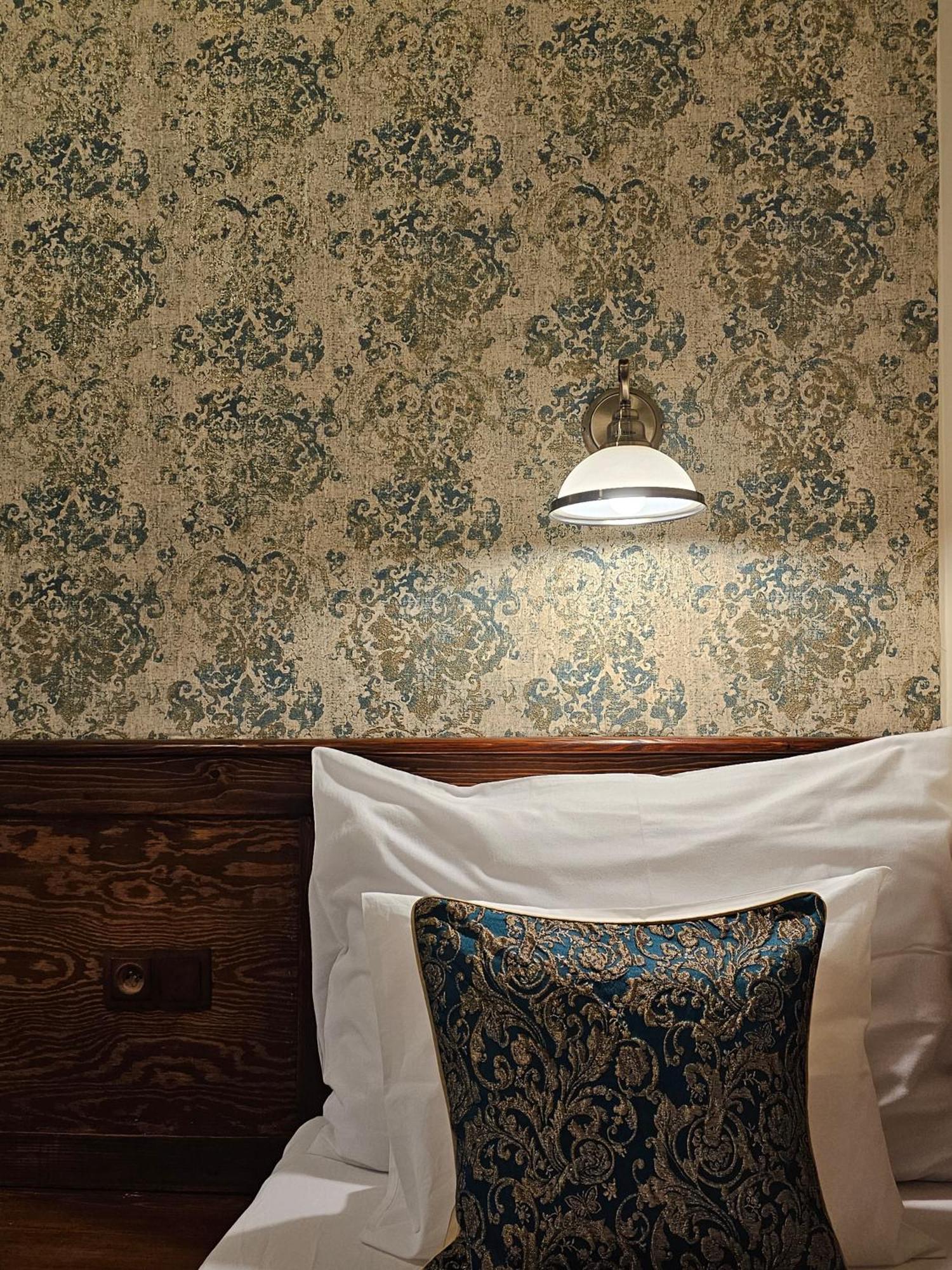 Hotel Galerie Roudnice nad Labem Buitenkant foto