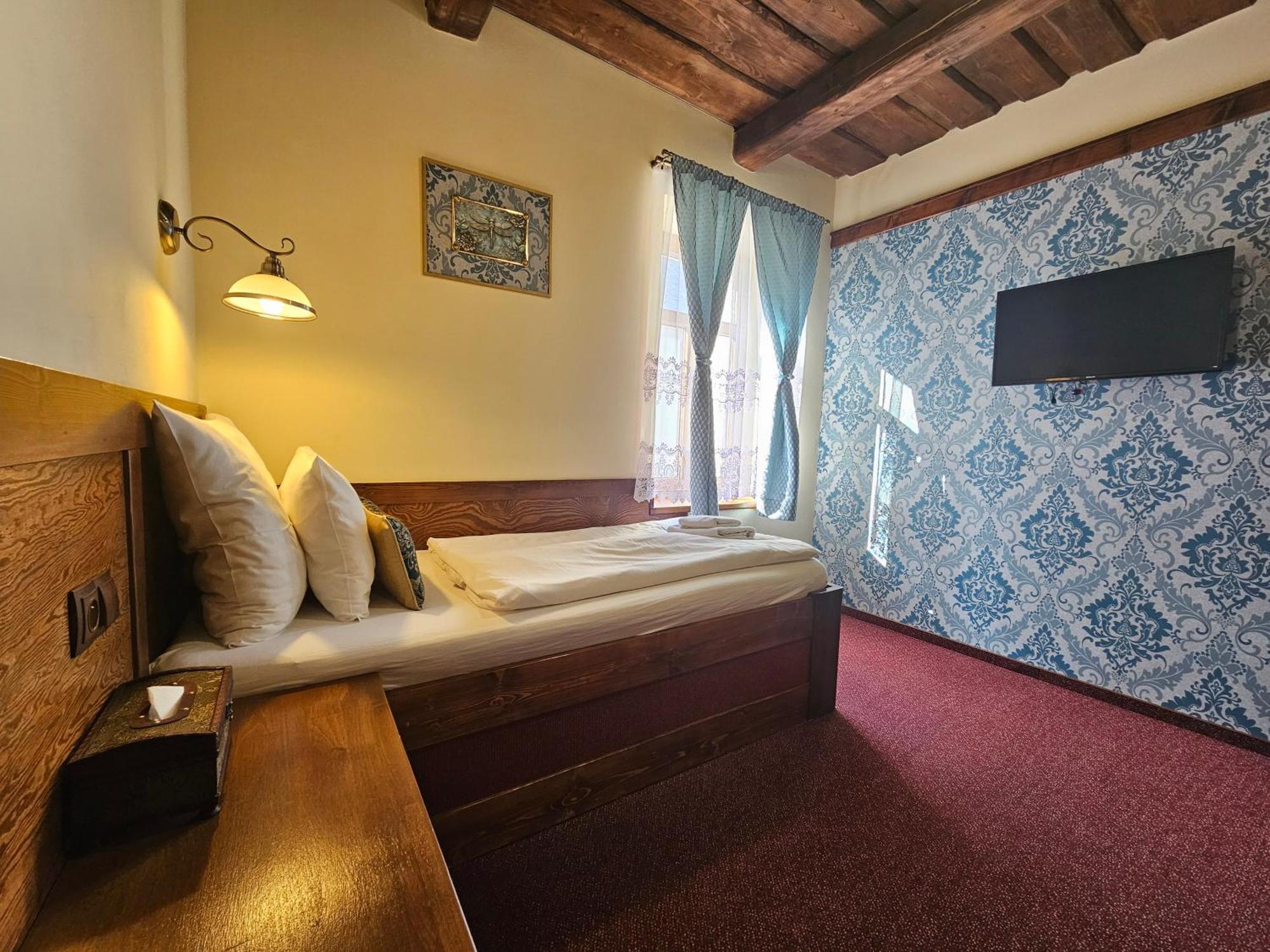 Hotel Galerie Roudnice nad Labem Buitenkant foto